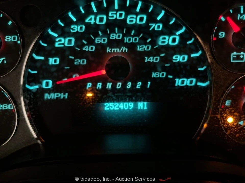 2009 Chevrolet Express - Image 11 of 12