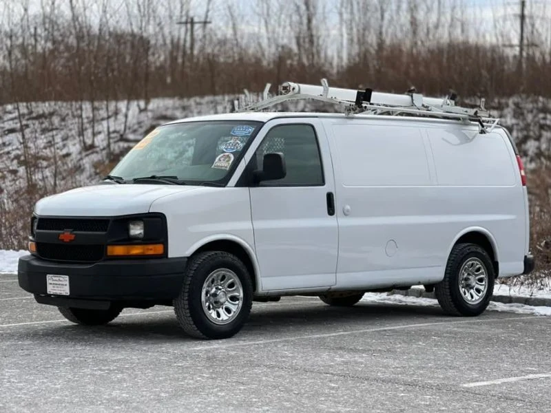 2009 Chevrolet Express - Image 4 of 12