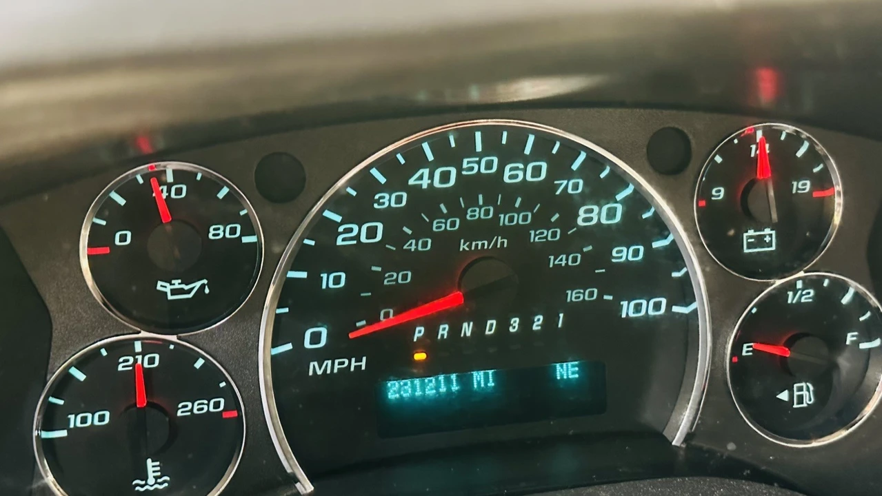 2009 Chevrolet Express - Image 6 of 20