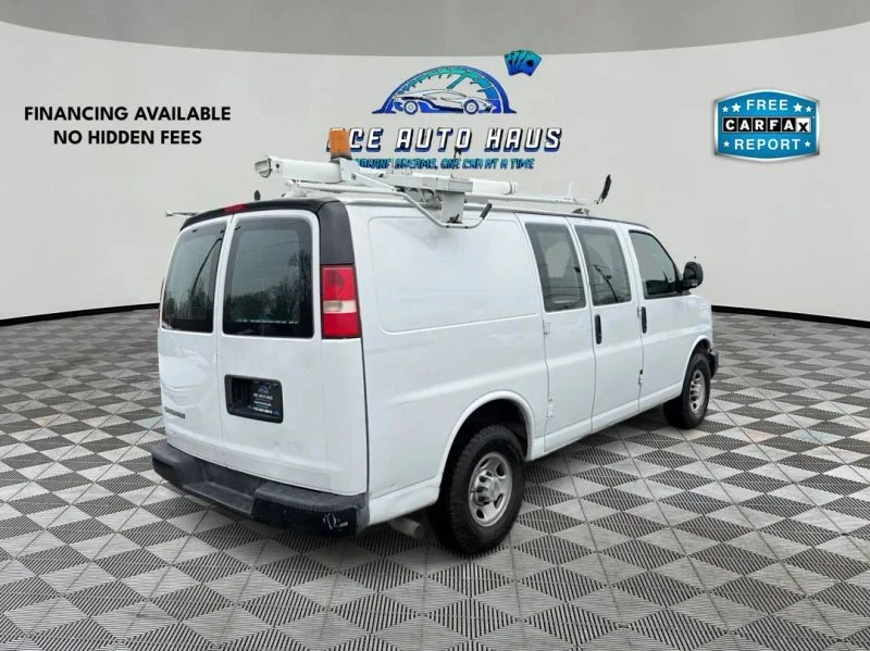 2009 Chevrolet Express - Image 7 of 12