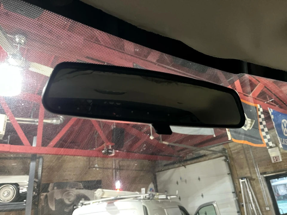 2009 Chevrolet Express - Image 17 of 21
