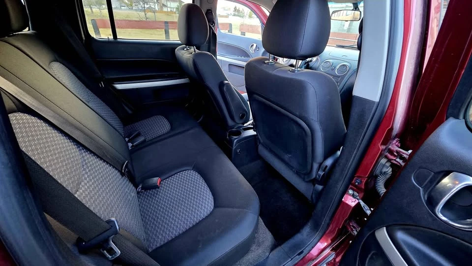 2009 Chevrolet HHR - Image 4 of 8