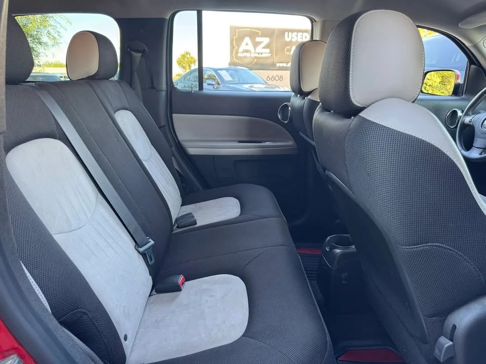 2009 Chevrolet HHR - Image 16 of 20