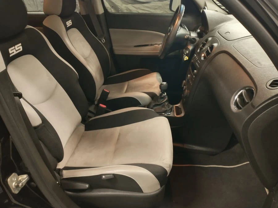 2009 Chevrolet HHR - Image 17 of 26
