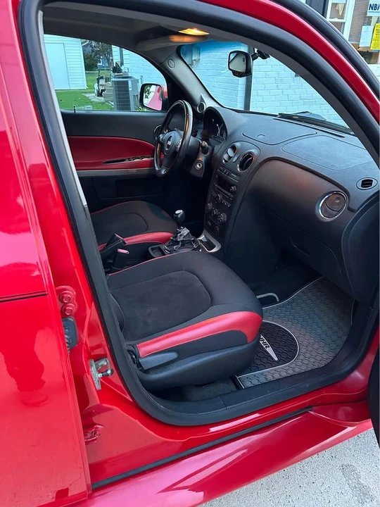 2009 Chevrolet HHR - Image 2 of 13