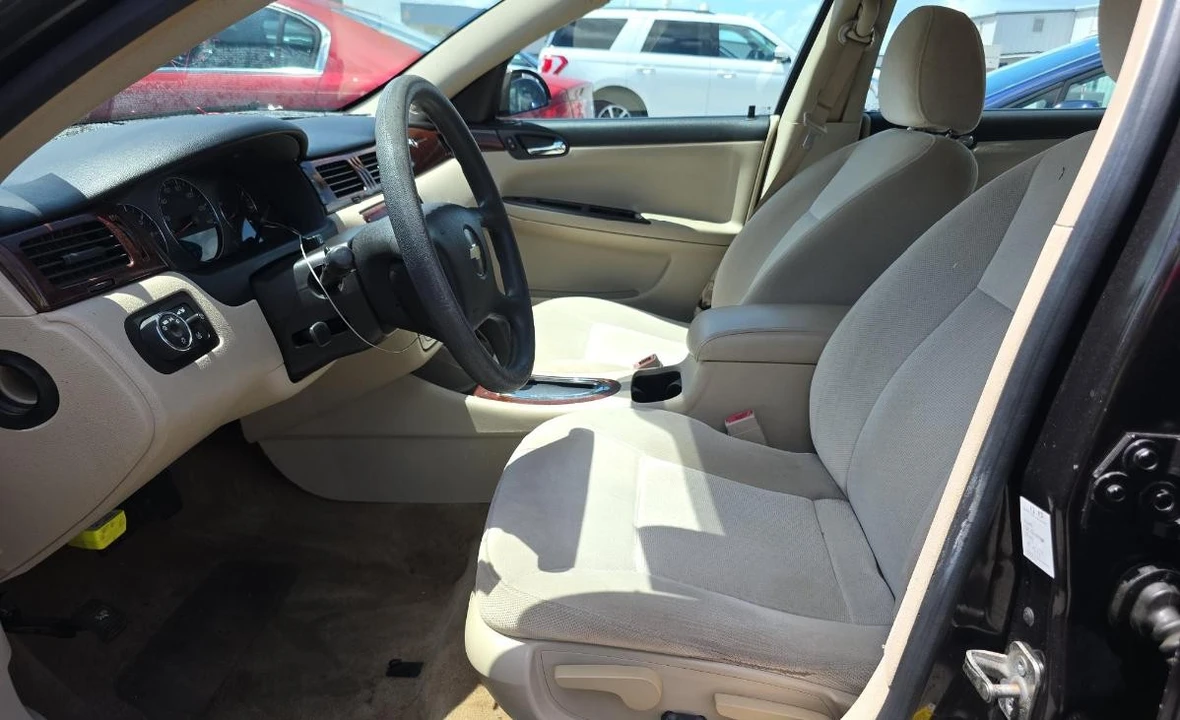 2009 Chevrolet Impala 9th Gen - Image 7 of 13