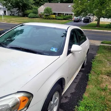 2009 Chevrolet Impala LT Sedan 4D