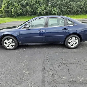 2009 Chevrolet Impala LT Sedan 4D