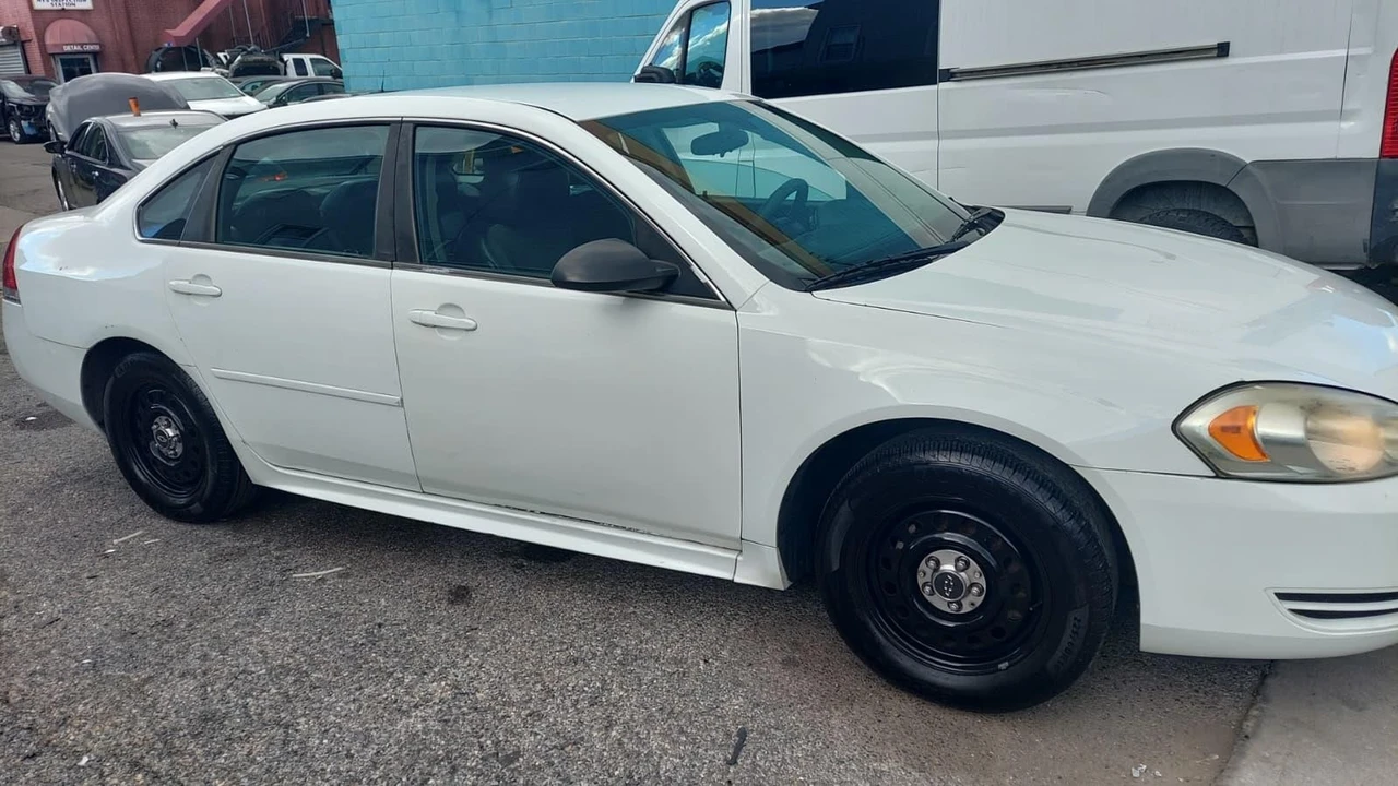 2009 Chevrolet Impala 9th Gen - Image 3 of 31