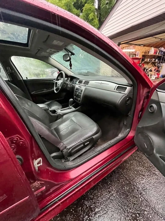 2009 Chevrolet Impala 9th Gen - Image 9 of 12