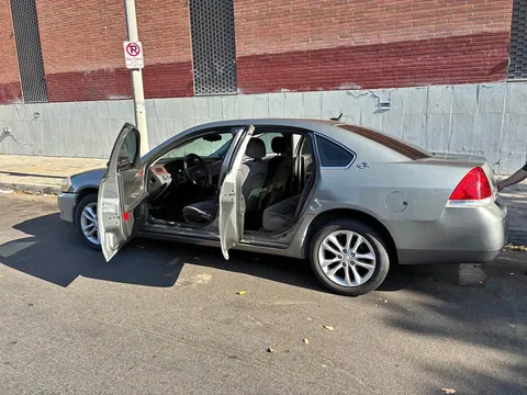 2009 Chevrolet Impala SS Sedan 4D