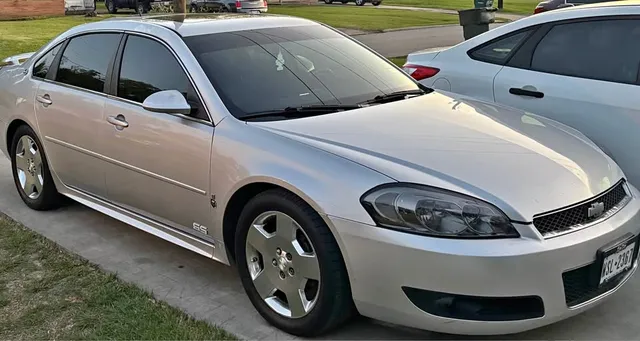 2009 Chevrolet Impala SS Sedan 4D