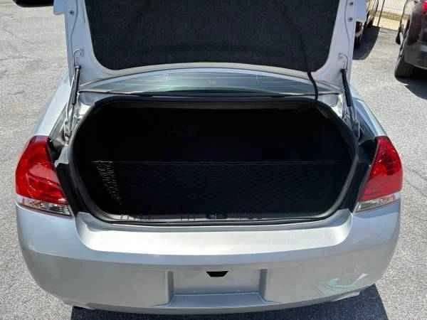 2009 Chevrolet Impala 9th Gen - Image 11 of 16