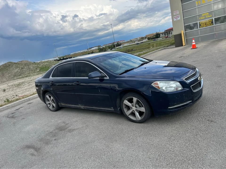 2009 Chevrolet Malibu - Image 2 of 11