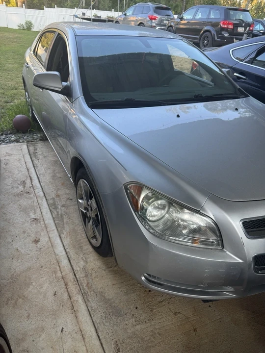 2009 Chevrolet Malibu - Image 2 of 7