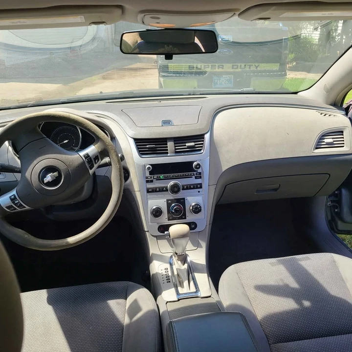 2009 Chevrolet Malibu - Image 11 of 11