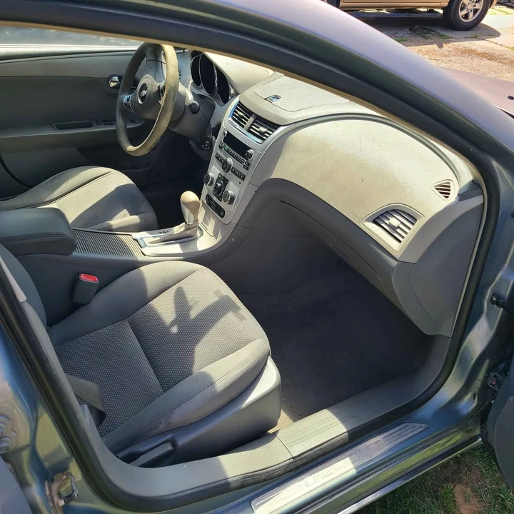 2009 Chevrolet Malibu - Image 9 of 11