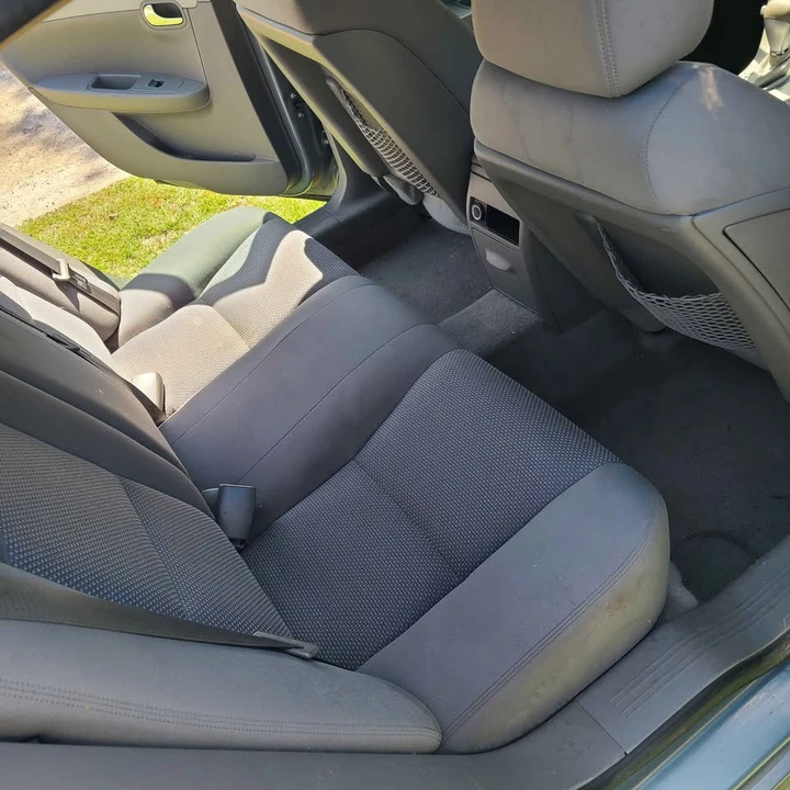 2009 Chevrolet Malibu - Image 8 of 11