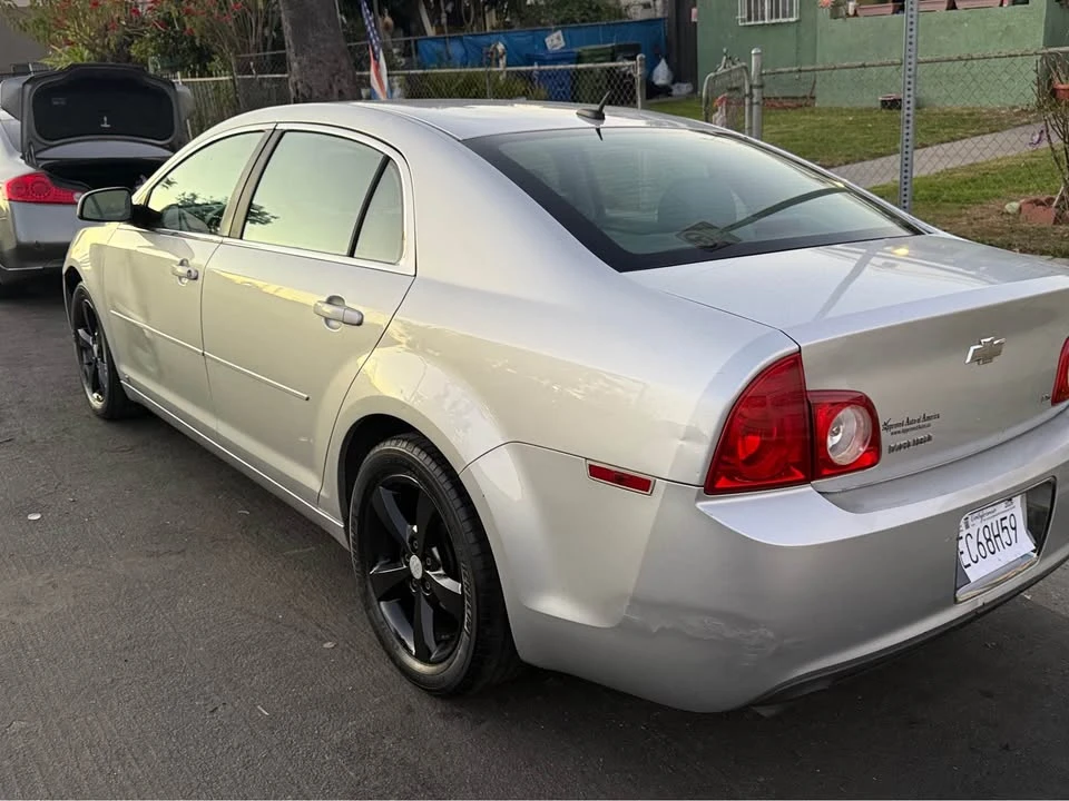 2009 Chevrolet Malibu - Image 2 of 12