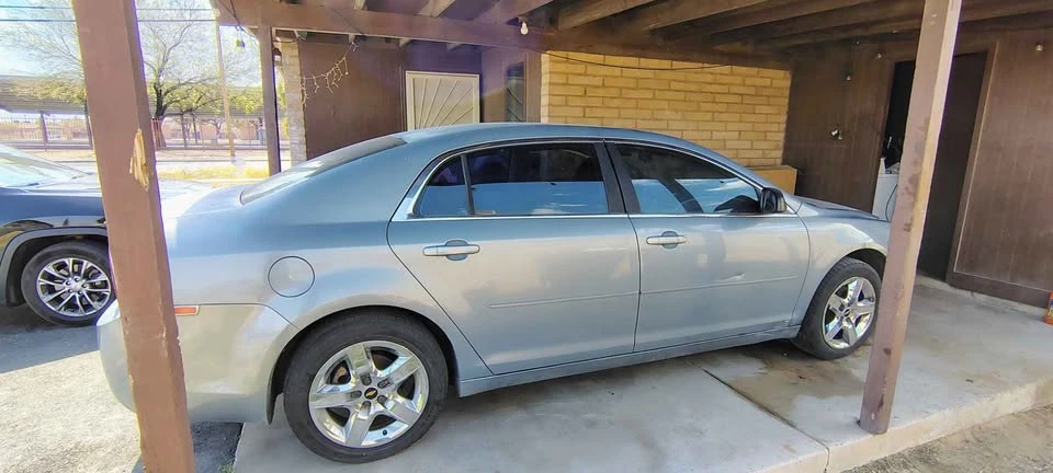 2009 Chevrolet Malibu - Image 3 of 9