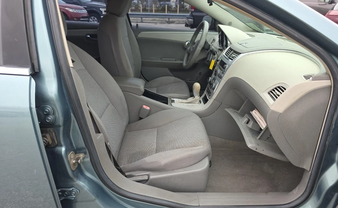 2009 Chevrolet Malibu - Image 7 of 7