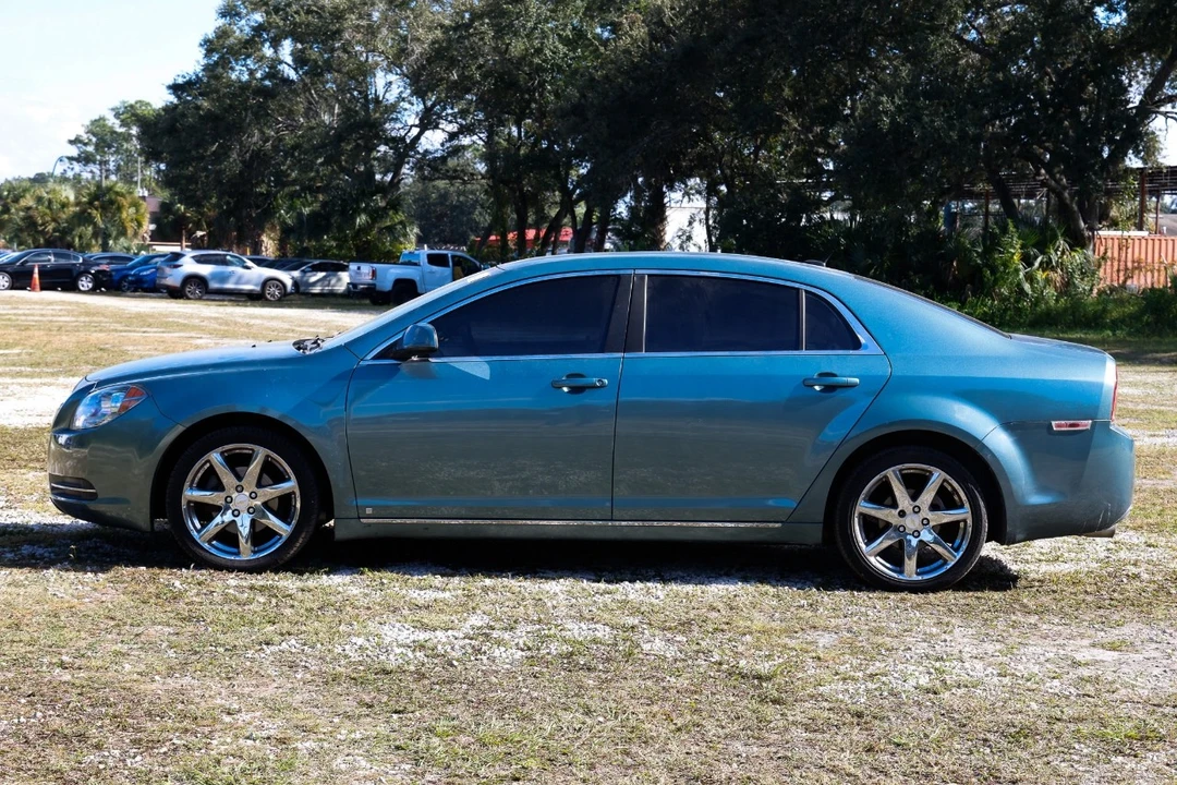2009 Chevrolet Malibu - Image 3 of 12