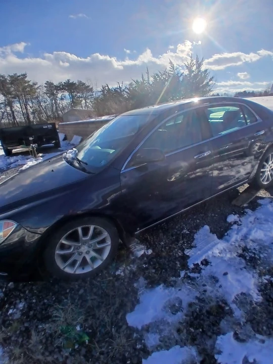 2009 Chevrolet Malibu - Image 2 of 19