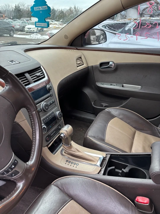 2009 Chevrolet Malibu - Image 9 of 21