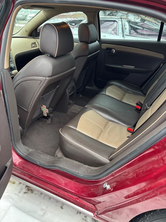 2009 Chevrolet Malibu - Image 15 of 21