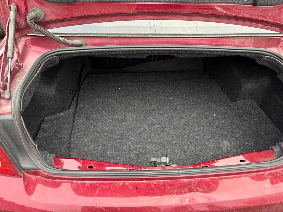 2009 Chevrolet Malibu - Image 18 of 21