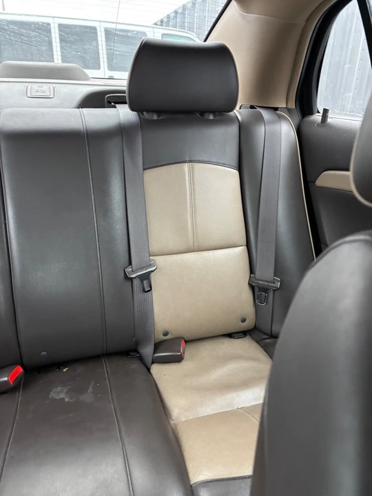 2009 Chevrolet Malibu - Image 14 of 21