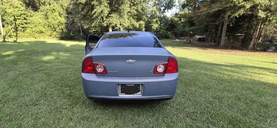 2009 Chevrolet Malibu - Image 2 of 8