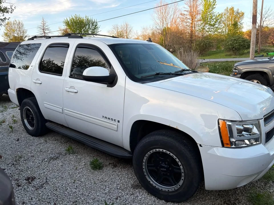 2009 Chevrolet Tahoe 3rd Gen - Image 3 of 4