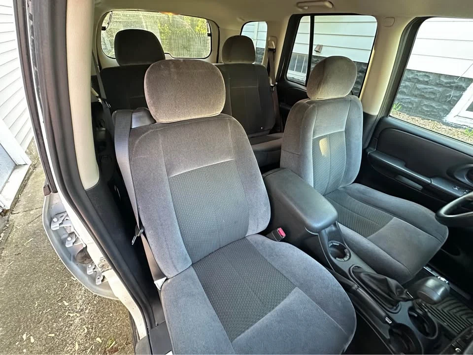 2009 Chevrolet Trailblazer - Image 7 of 10