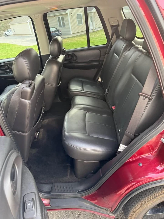 2009 Chevrolet Trailblazer - Image 11 of 11