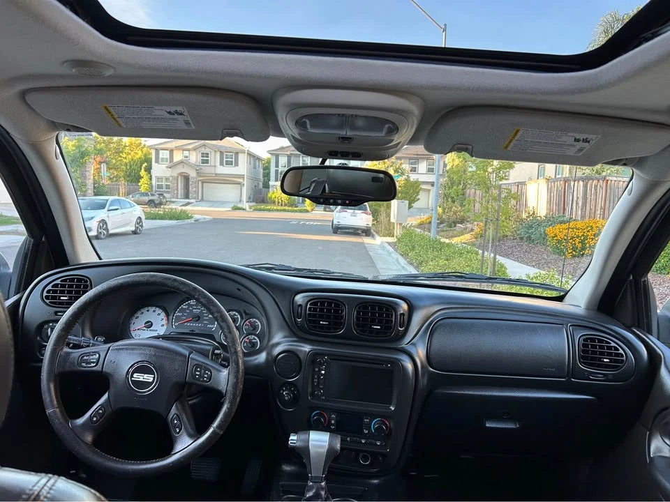 2009 Chevrolet Trailblazer - Image 9 of 15