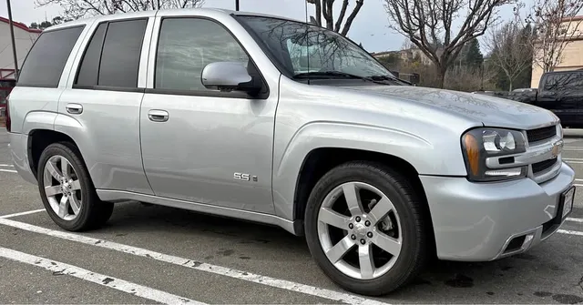 2009 Chevrolet TrailBlazer SS Sport Utility 4D