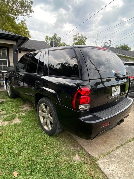 2009 Chevrolet Trailblazer - Image 3 of 5