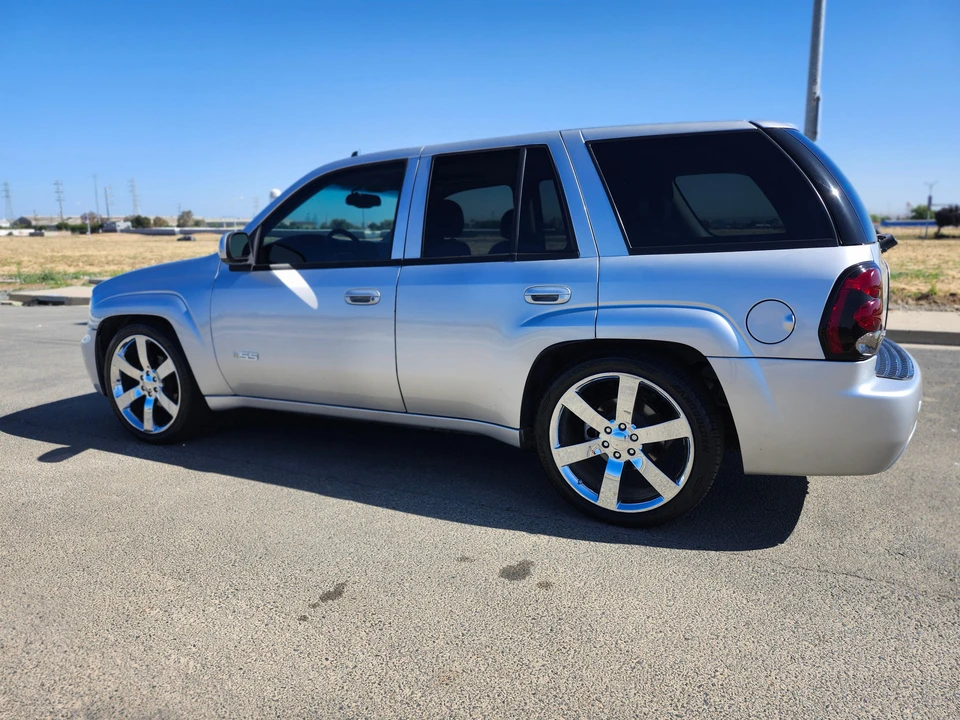 2009 Chevrolet Trailblazer - Image 9 of 31