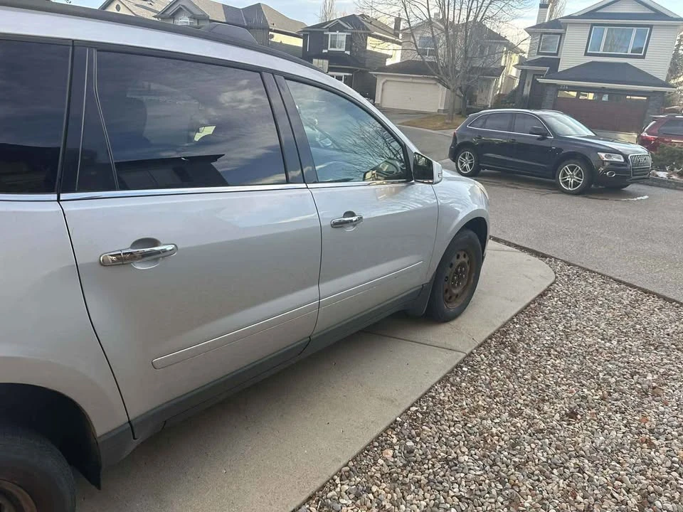 2009 Chevrolet Traverse - Image 19 of 19