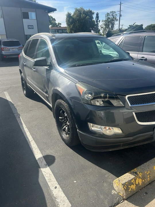 2009 Chevrolet Traverse - Image 3 of 8