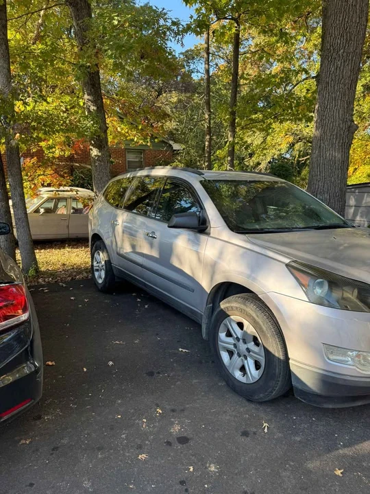 2009 Chevrolet Traverse - Image 7 of 7