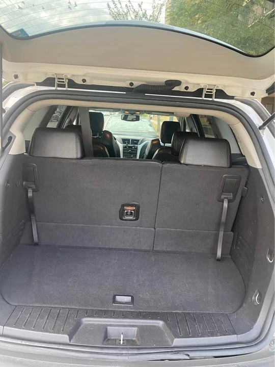 2009 Chevrolet Traverse - Image 7 of 14