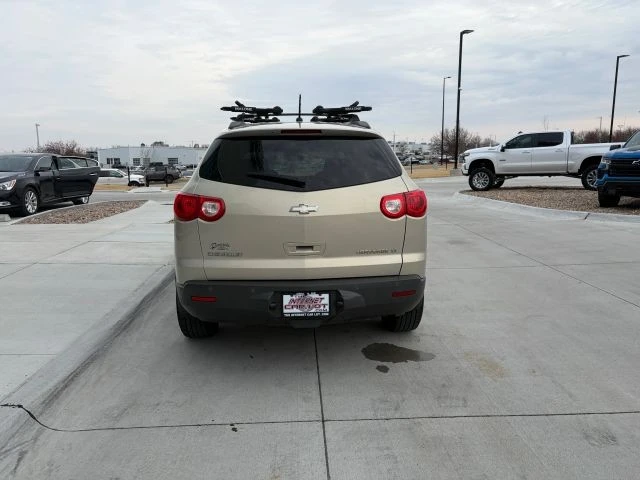 2009 Chevrolet Traverse - Image 5 of 17