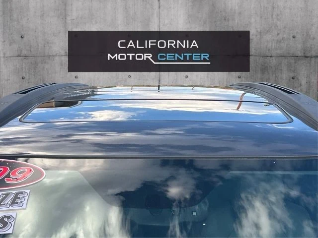2009 Chevrolet Traverse - Image 12 of 21