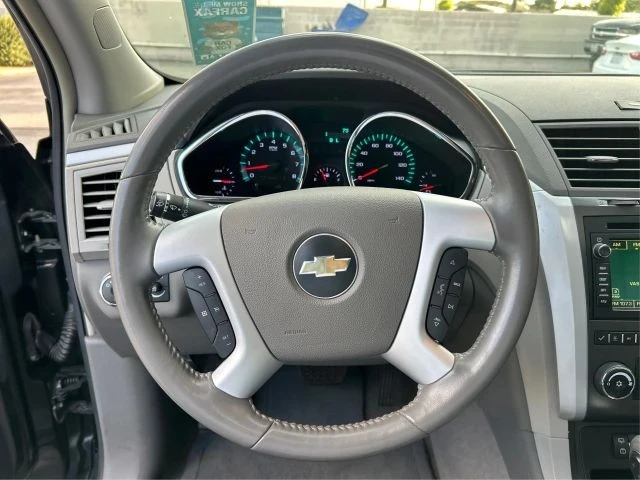 2009 Chevrolet Traverse - Image 17 of 21