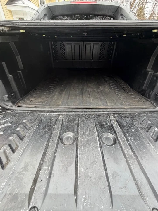 2009 Chevrolet Avalanche - Image 10 of 18