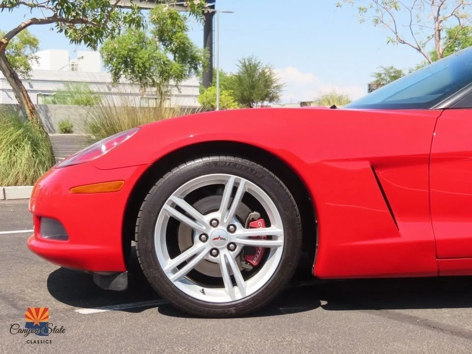 2009 Chevrolet Corvette C6 - Image 16 of 18