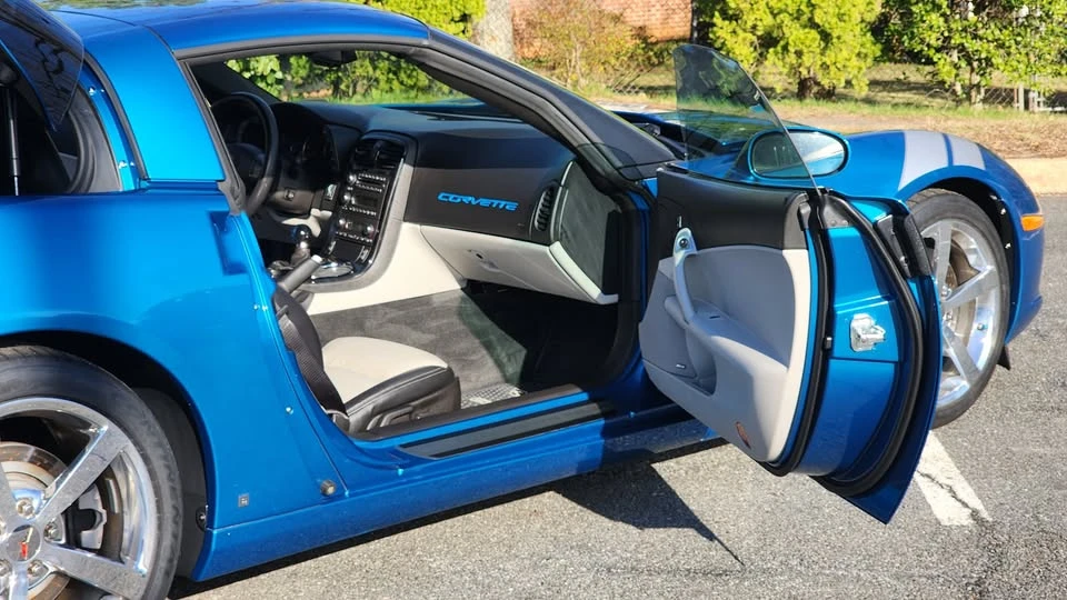 2009 Chevrolet Corvette C6 - Image 10 of 19