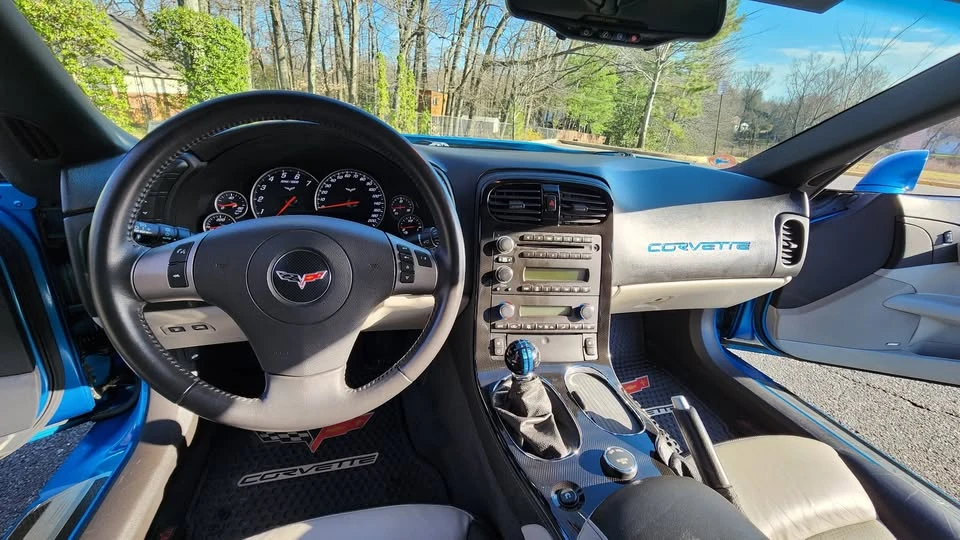 2009 Chevrolet Corvette C6 - Image 12 of 19
